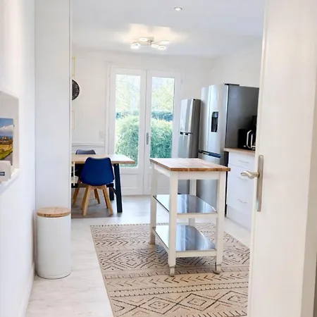 别墅 Grande Maison 160 M2 6 A 凯恩