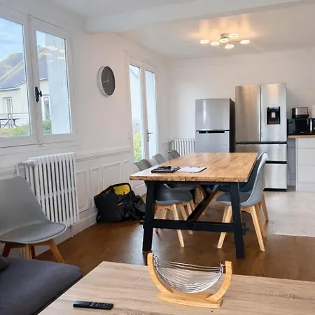 Grande Maison 160 M2 6 A Villa *