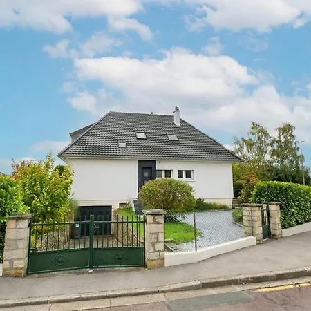 Villa Grande Maison 160 M2 6 A *