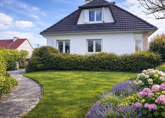 Grande Maison 160 M2 6 A * Caen