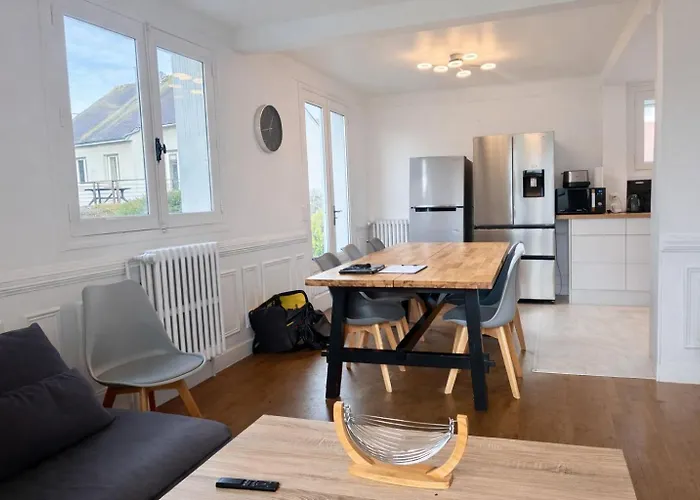 Grande Maison 160 M2 6 A Villa *